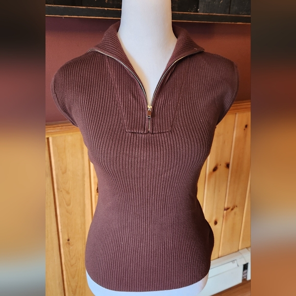GALLERY COUTURE Designer Zip Front Sleeveless Brown Top Size Small - Picture 2 of 9
